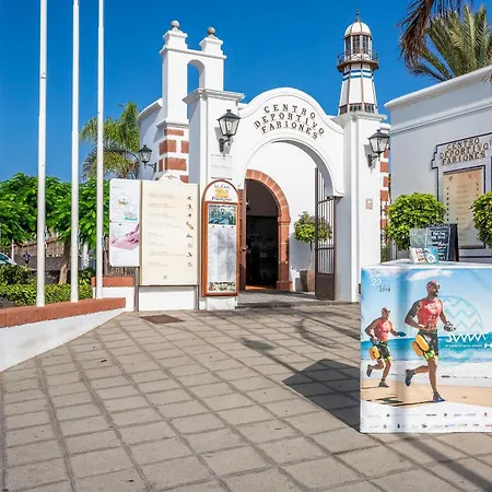 Hébergement de vacances Casa El Varadero - Access Pool And Sport Center And Air-con By Lanzarote *