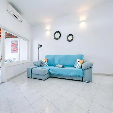 Casa El Varadero - Access Pool And Sport Center And Air-con Holiday home Puerto del Carmen (Lanzarote)